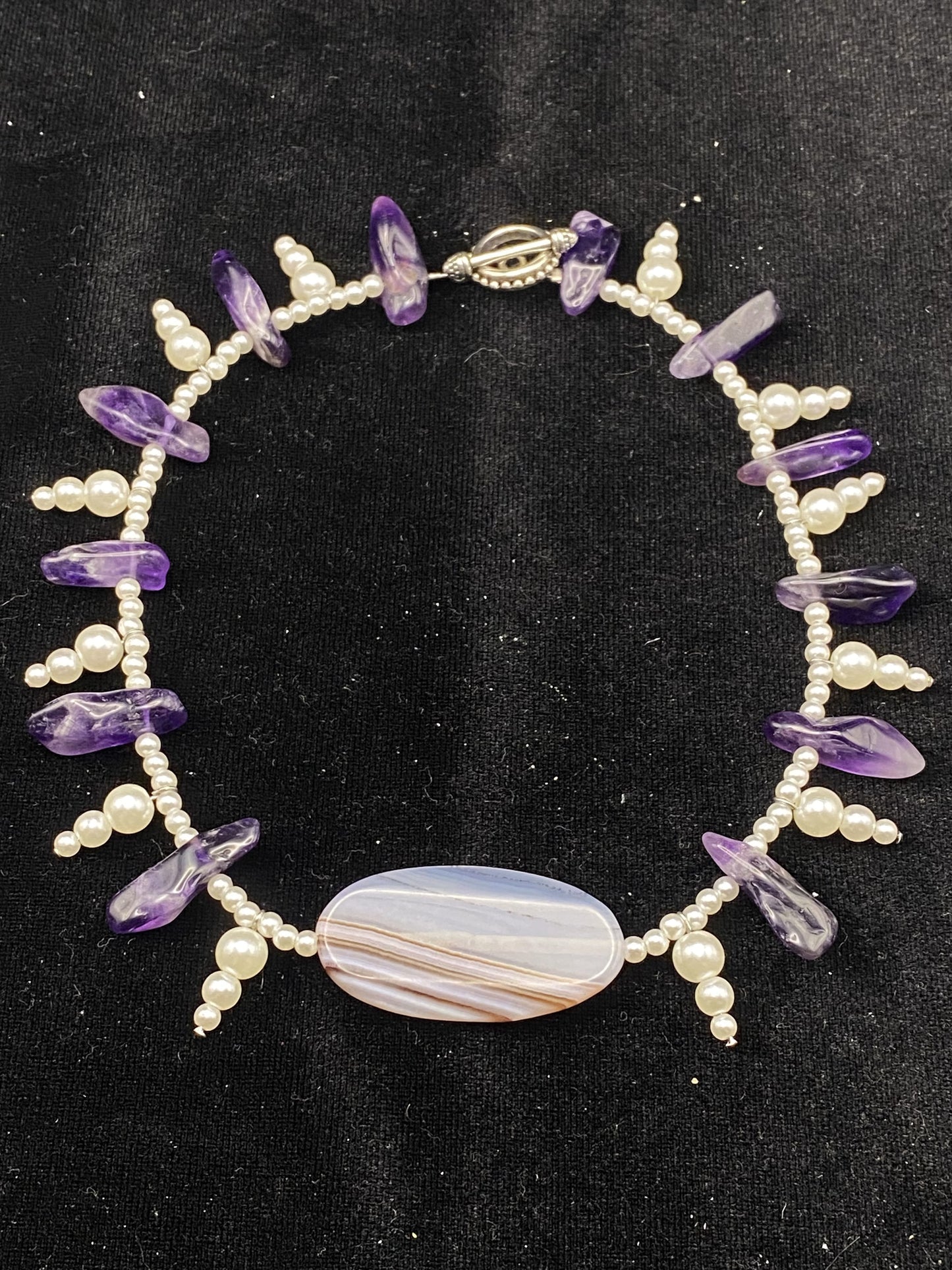 Agate-thyst Adornment