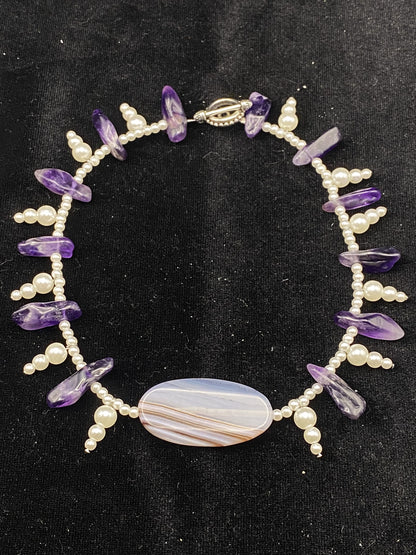 Agate-thyst Adornment